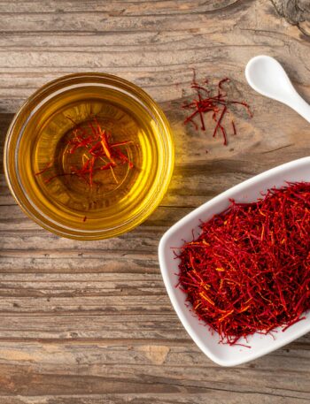 how to use saffron, cook with saffron, saffron tips, saffron threads, saffron infusion