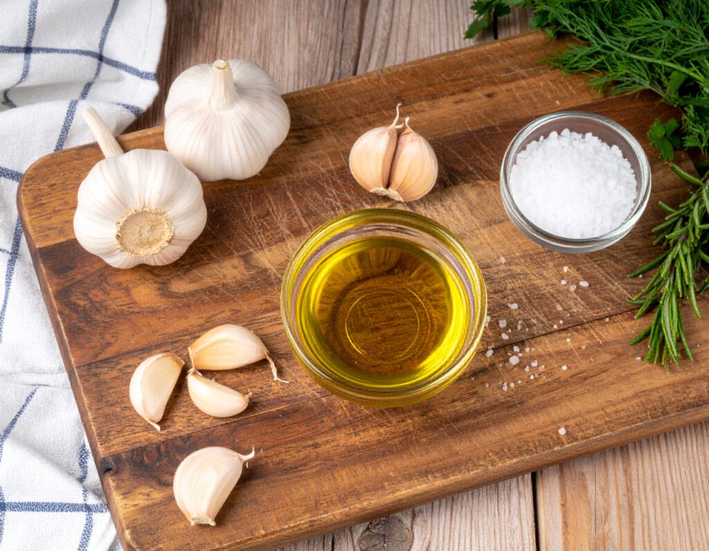 5 Health Benefits of Garlic (and Why I Add It to Everything)