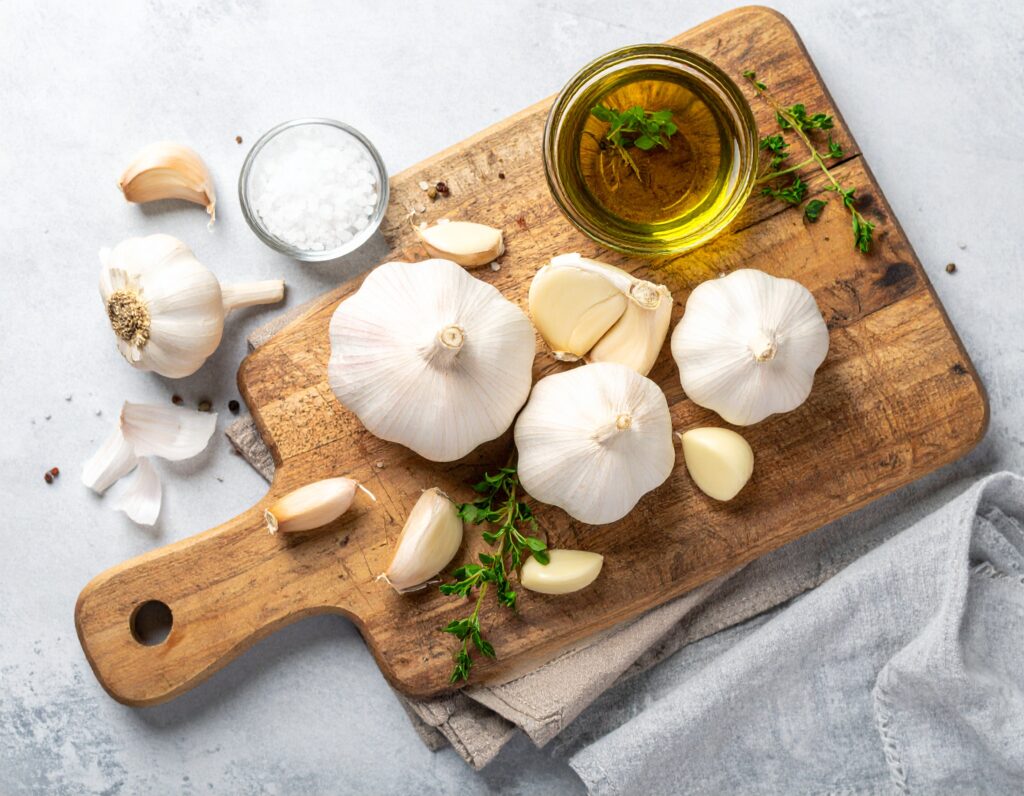 5 Health Benefits of Garlic (and Why I Add It to Everything)